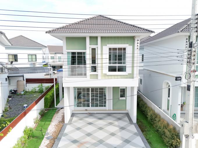 ทาวน์โฮมแฝดสไตล์เดี่ยว 2 ชั้น พิกัด บ้านเก่า – พานทอง